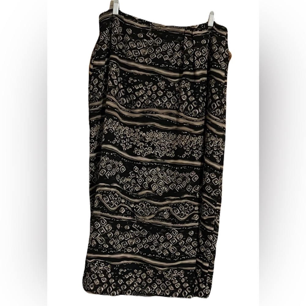 Chaus bohemian/tribal pattern Skirt